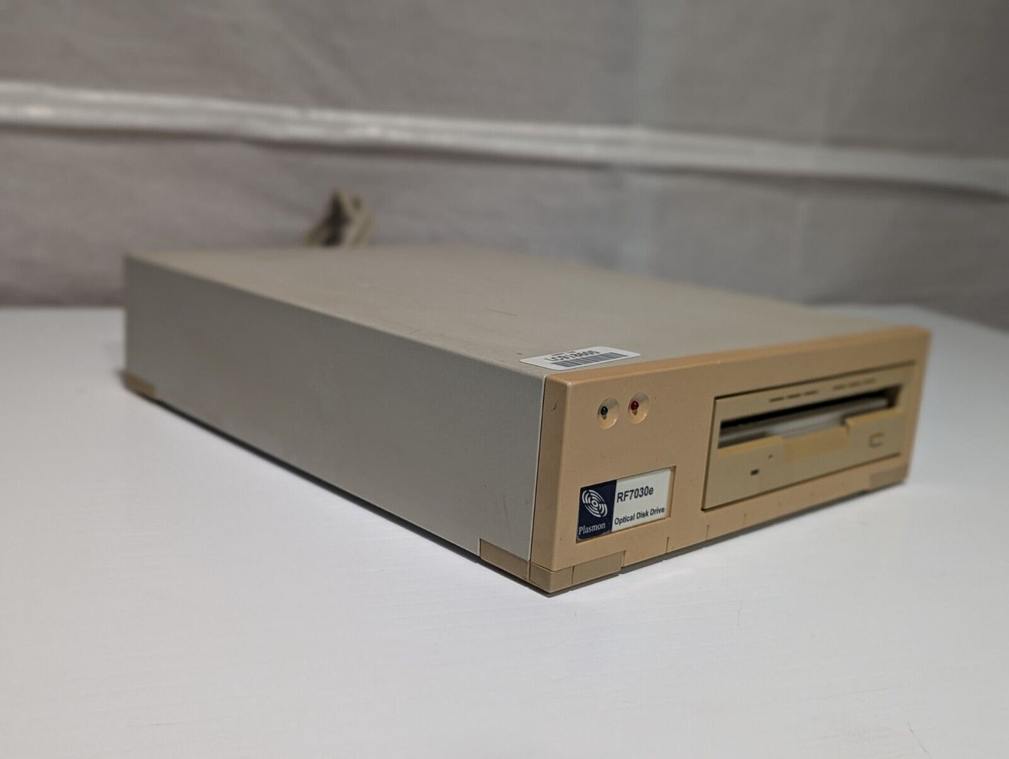 Plasmon RF7030e External Multifunction Magneto-Optical SCSI Disk Drive