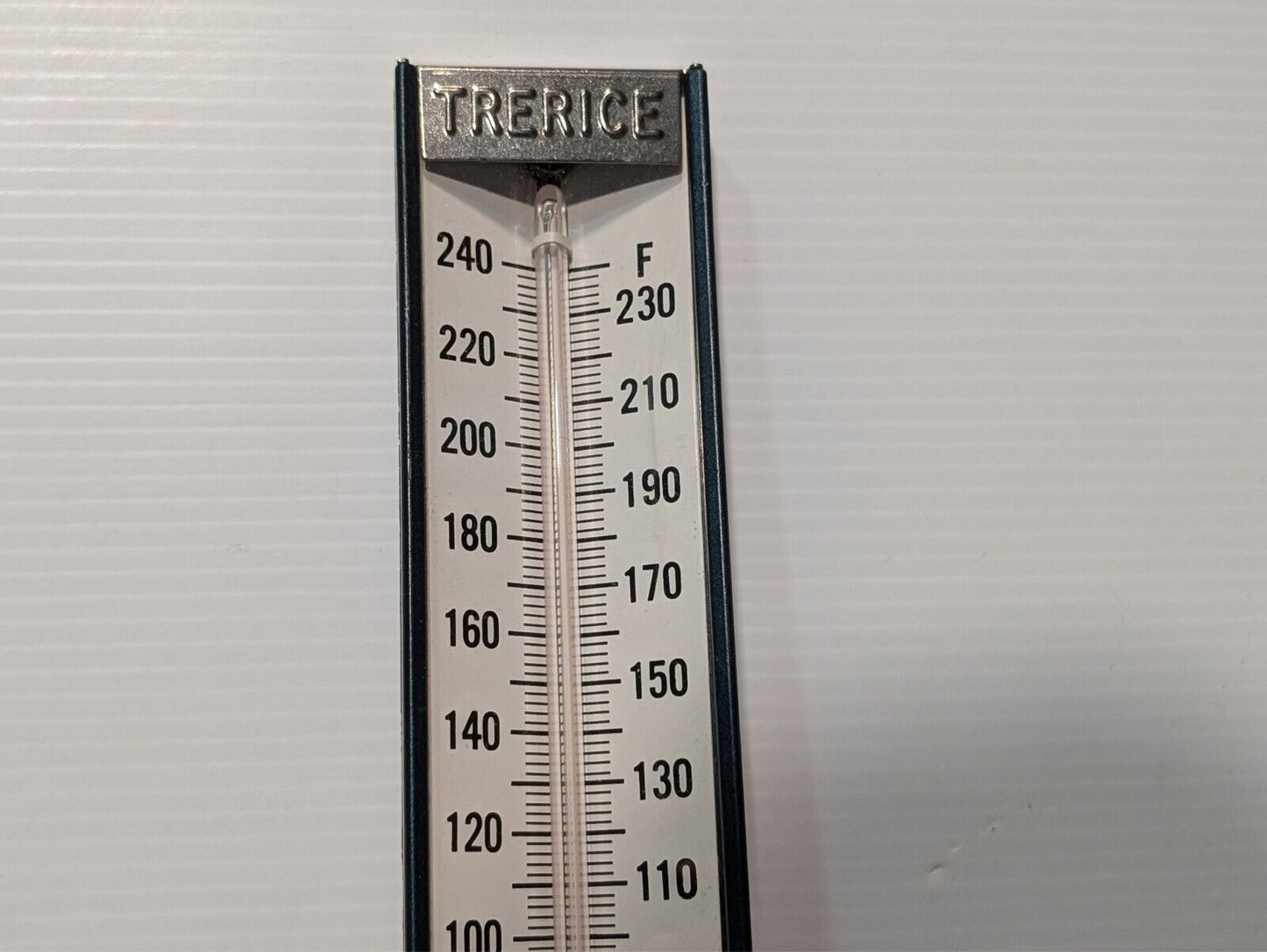 Trerice industrial thermometer 30-240 degrees Fahrenheit, analog in original box