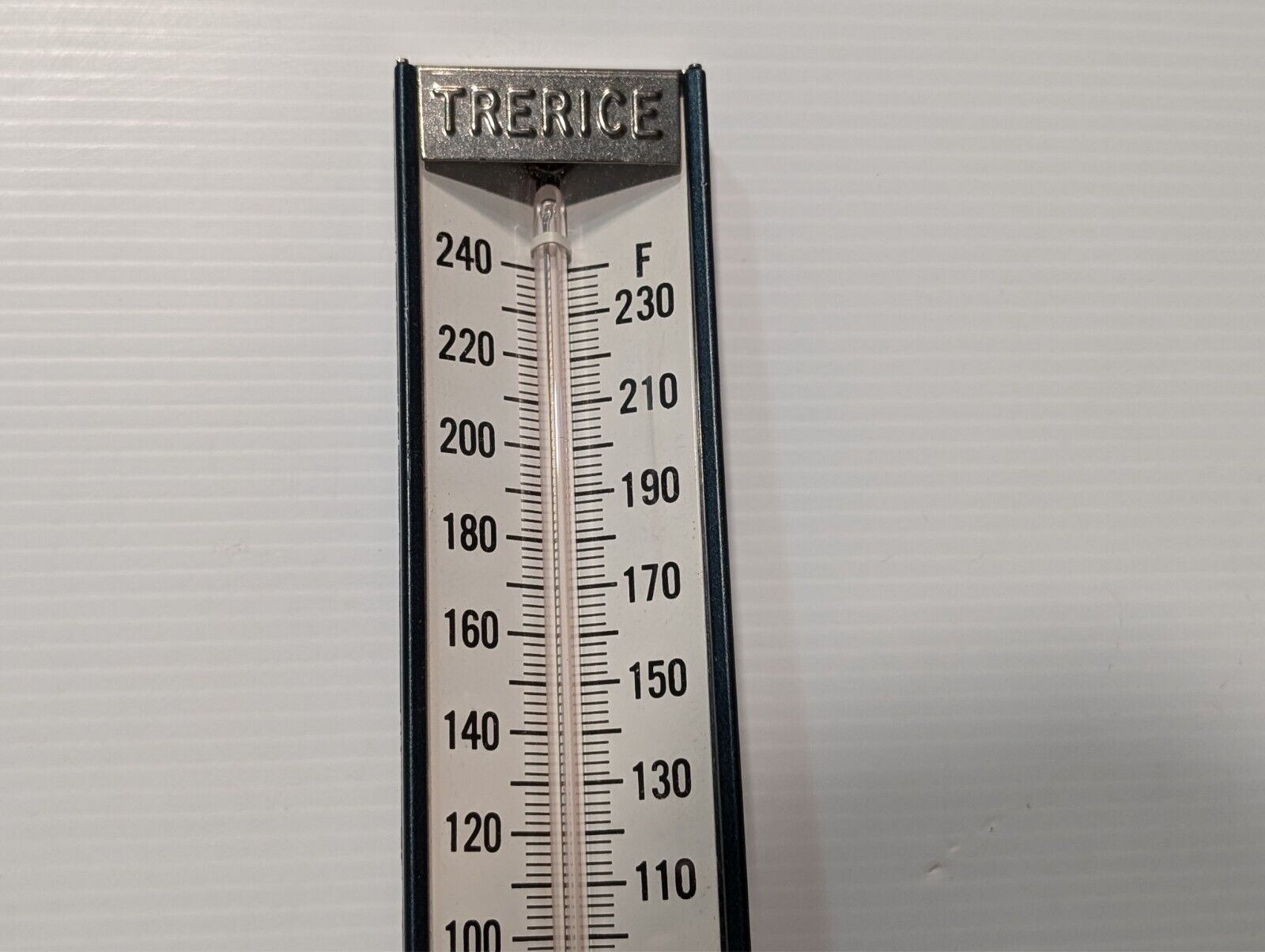 Trerice industrial thermometer 30-240 degrees Fahrenheit, analog in original box