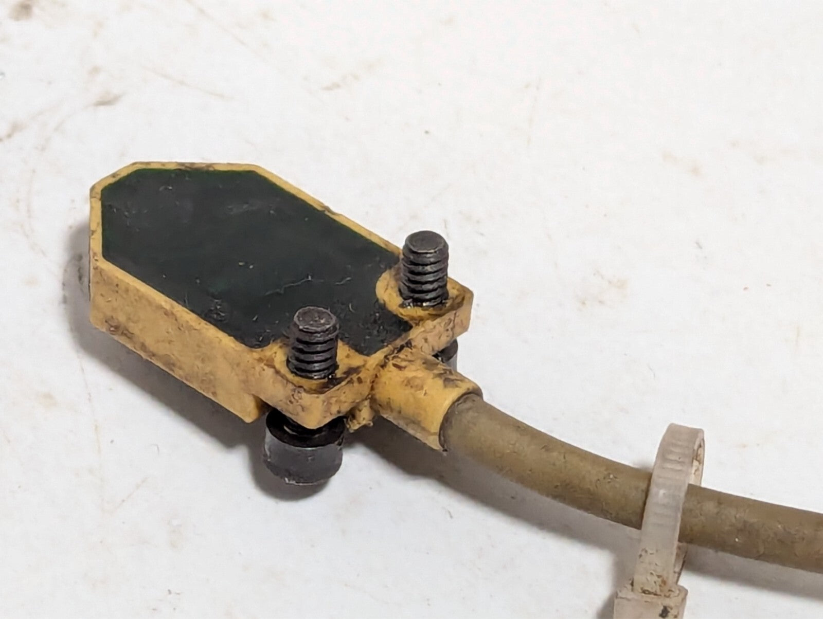 Turck Bi3-Q06-AP6X2 Proximity Switch Sensor