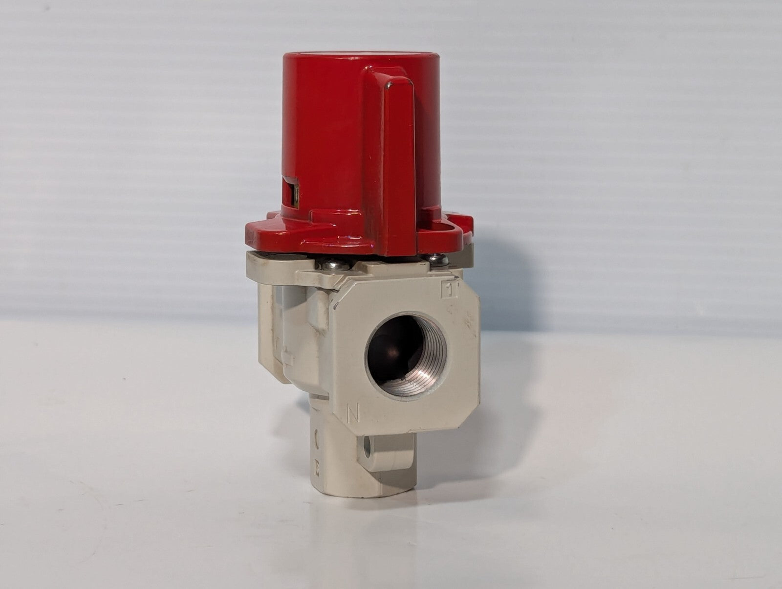 SMC VHS40-N04B-Z Single Action Pressure Relief Valve, 3 Port, 15~150psi