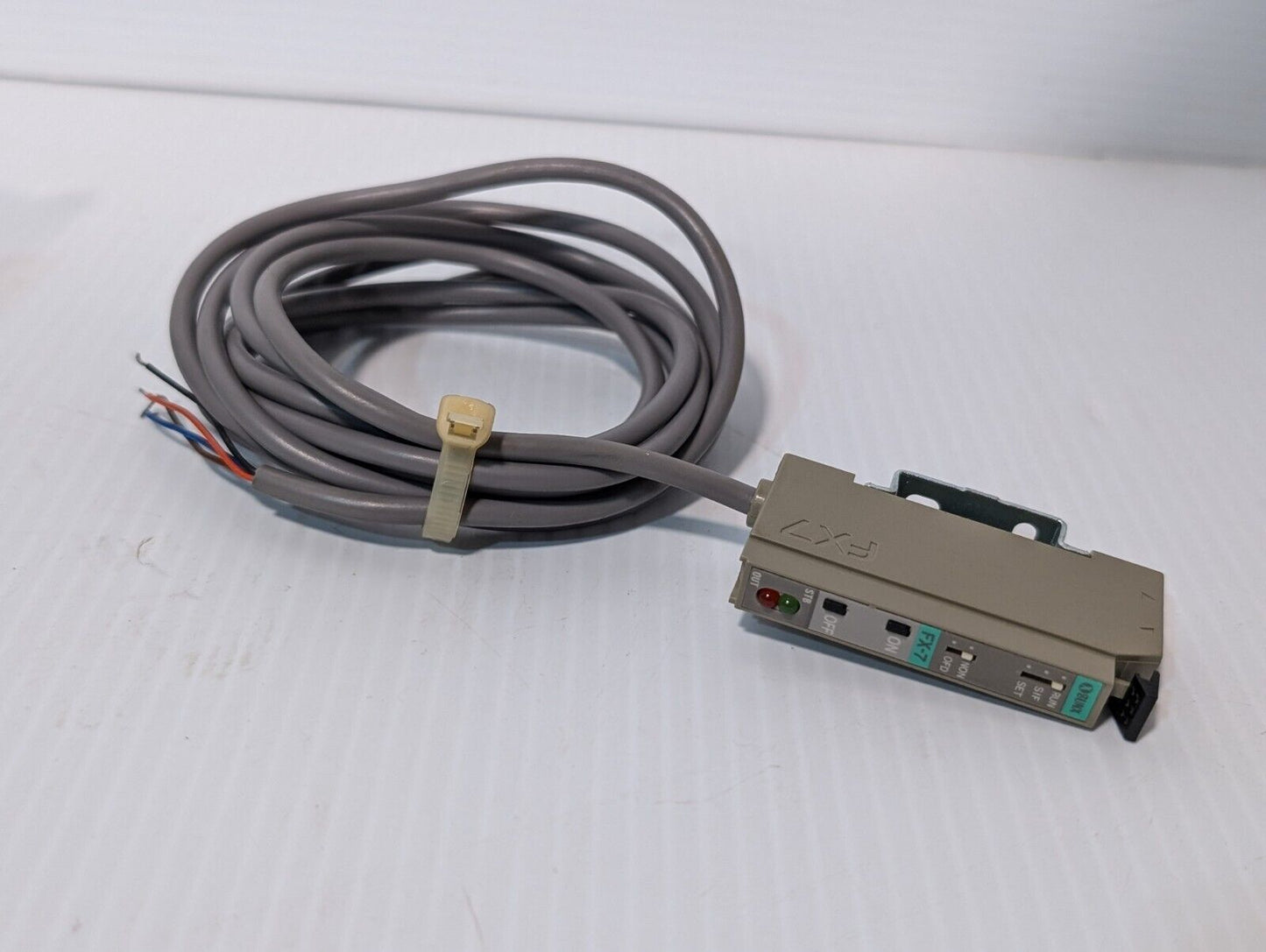 SunX FX-7 Fiber Optic Sensor, Photoelectric Sensor - Free Shipping + Returns