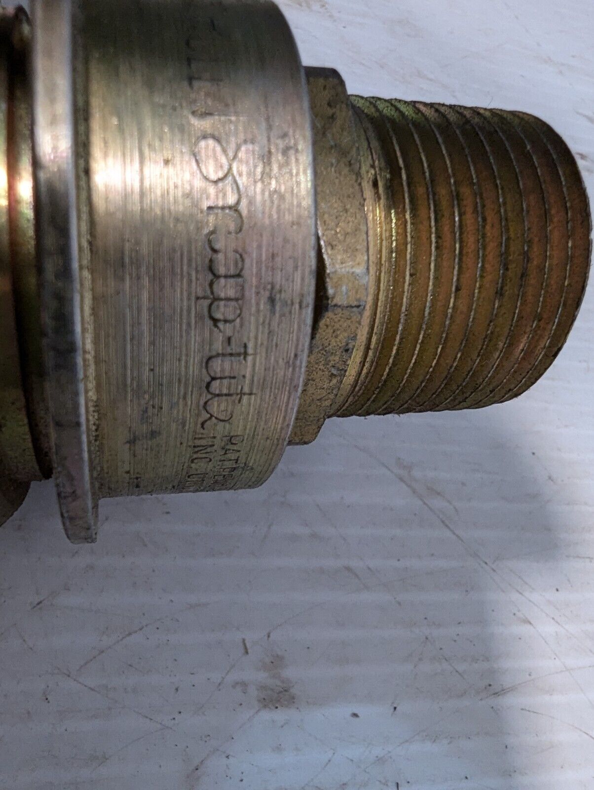 Snap-Tite PEC-16 Female Coupler with PEN-16 Male Connector - Free Shipping