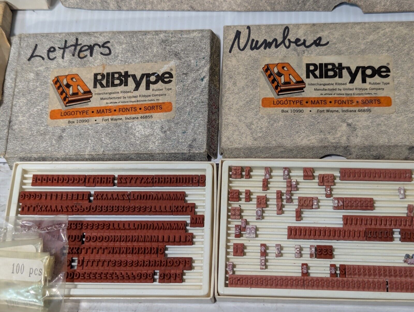 Large lot of assorted rubber letters and numbers: Dennison, RIBtype - Free Ship