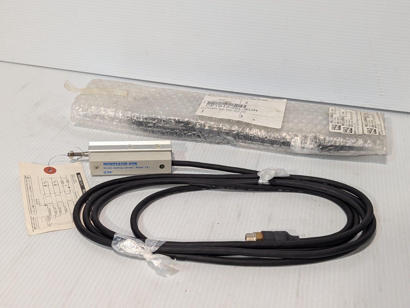 SMC CE1B12-25L Double-Acting Pneumatic Air Cylinder, 25mm Stroke, 0.07-1.0 MPa