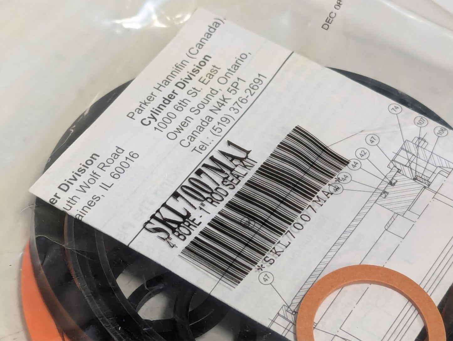 (3) Parker SKL7007MA1 Seal kit 4" Bore 1" Rod