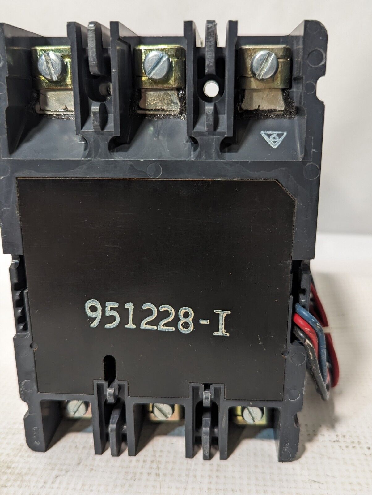 Cutler-Hammer, Westinghouse HMCP003A0C, style 6638C14G03 circuit protector, 3A,
