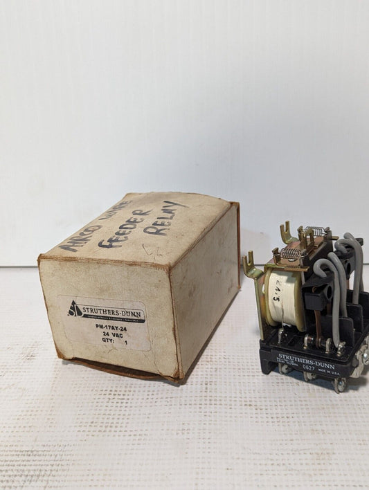 Struthers-Dunn Feeder Relay PM17AY24, 24VAC - Free Shipping