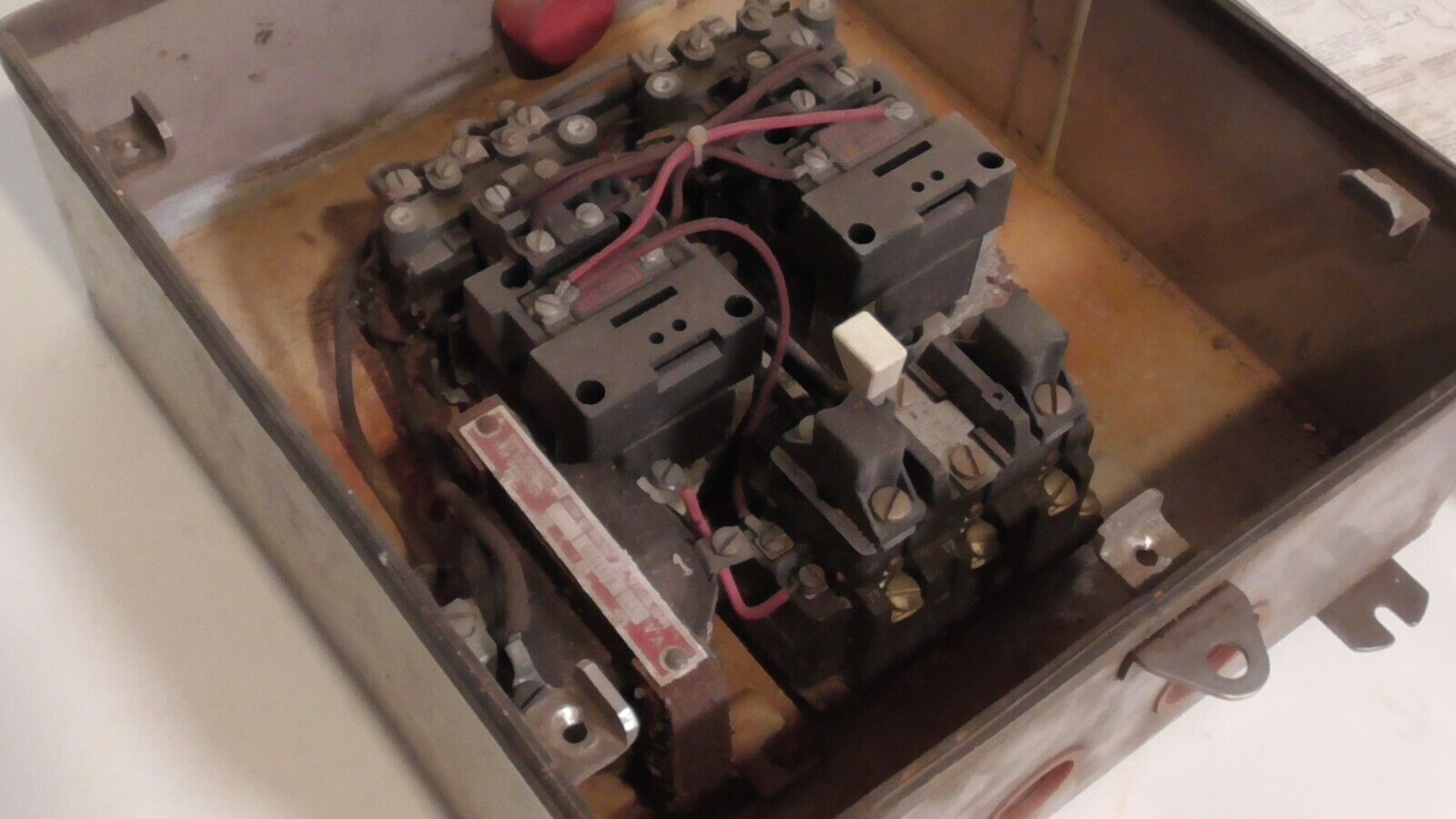 A-B 705-ACD-K Size 0 120/240/500V 2/3/5HP 70A86 110/120V +X147990 330/460V motor