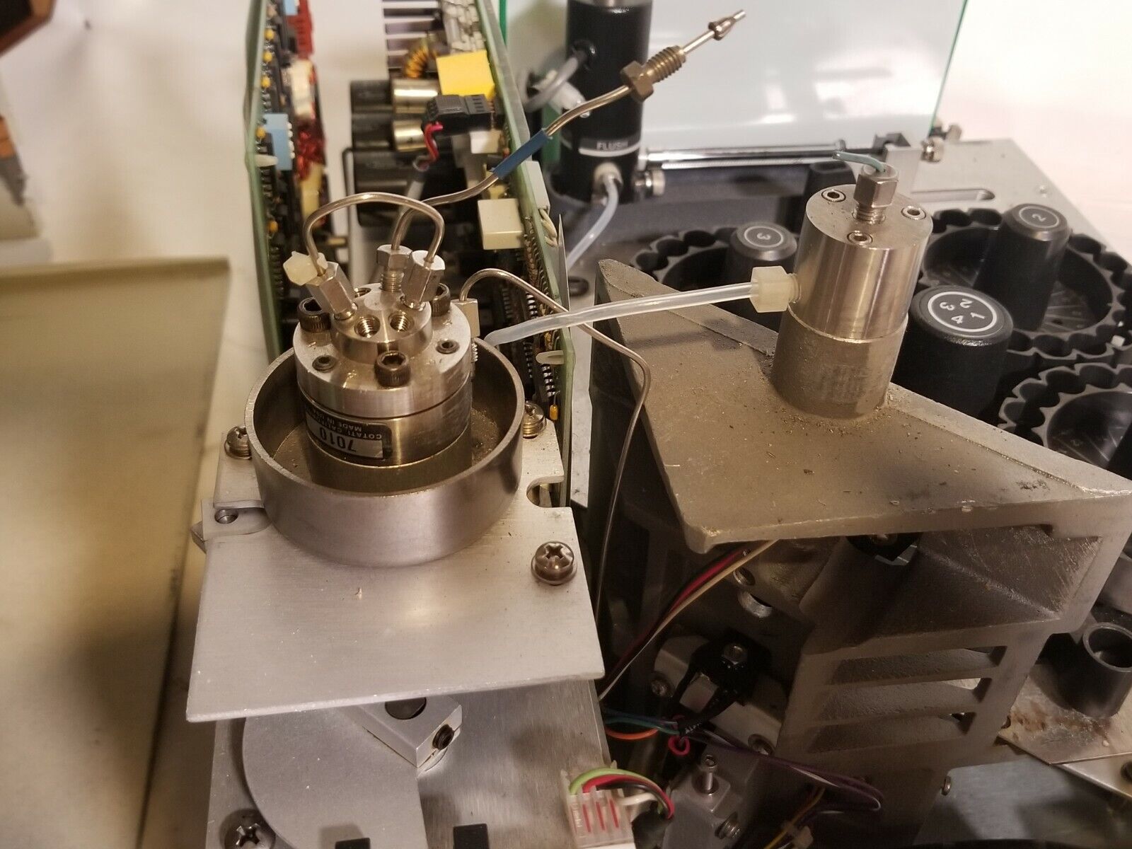 Spectra-Physics Model 8775-011 Autosampler SP8775