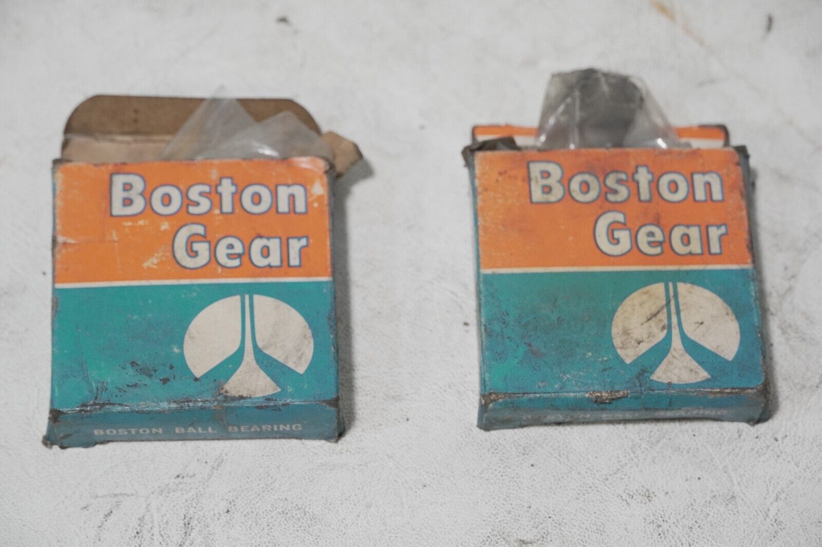 Boston Gear NR 1641DC radial/deep groove ball bearing, 1.0000 in ID, 2.0000 in O