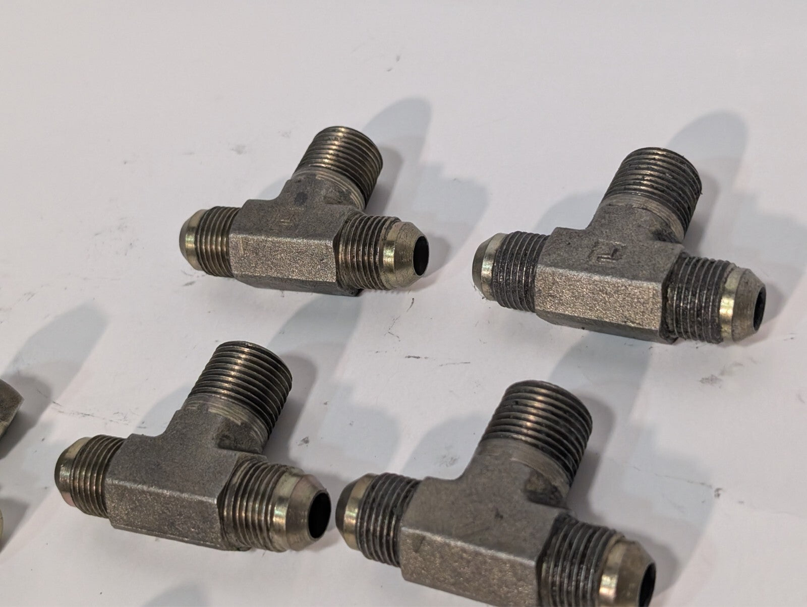 (33) Swivel Nut, Steel Flare, Compression Tee Branch Fittings