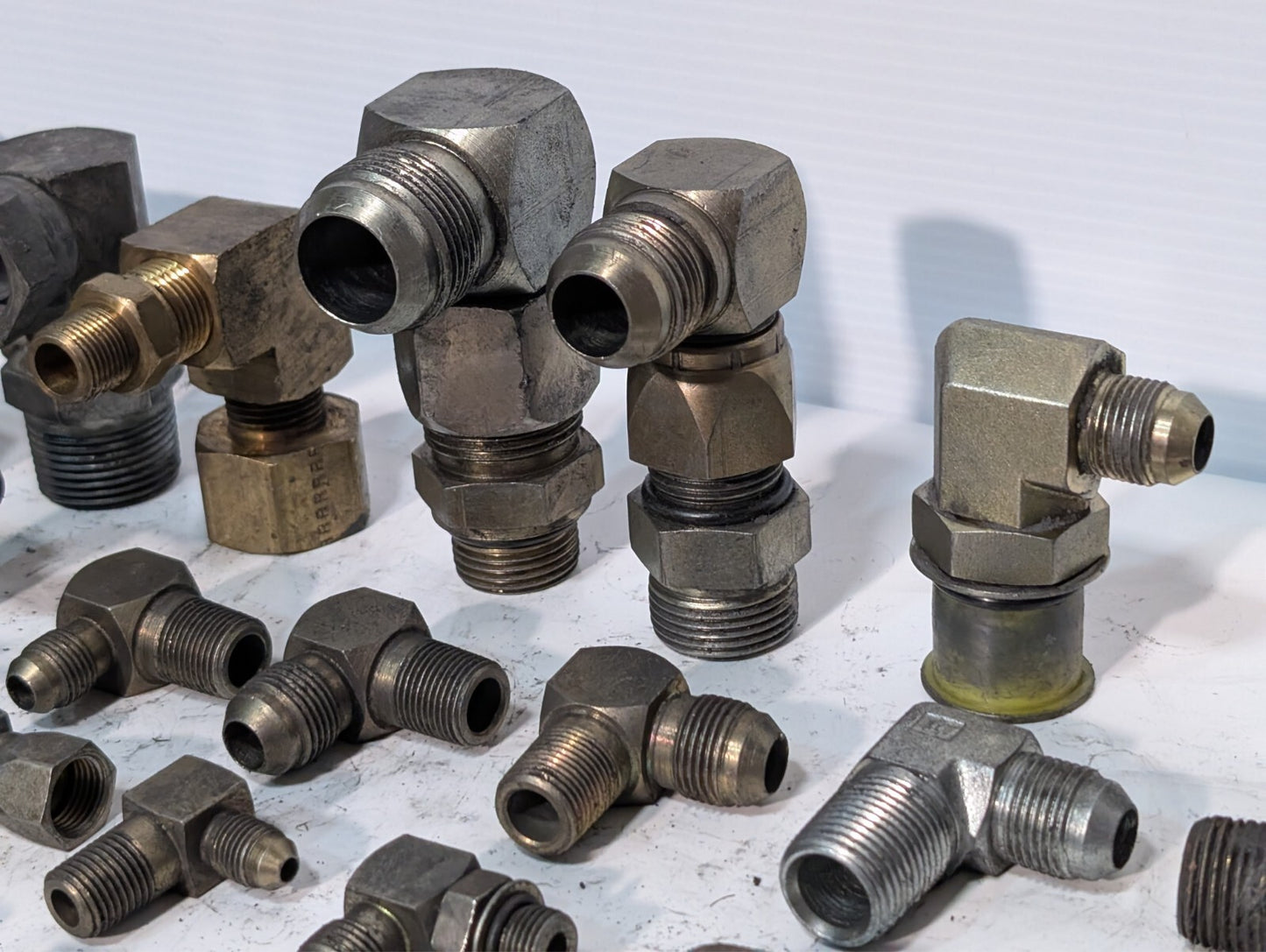 (225) Assorted 90 Degree Elbow Fitting and Adapters Male Female