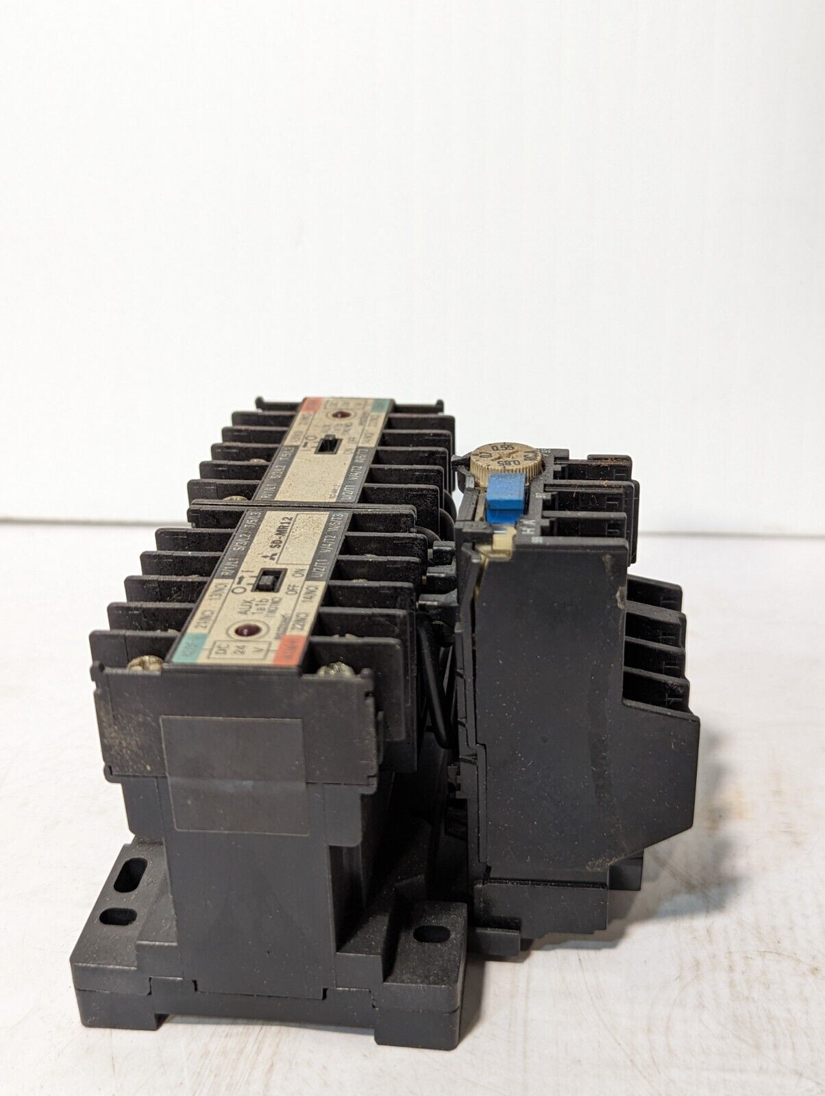 Mitsubishi SD-MR12 Reversing Starter, 24vdc Coil, SDMR12 W/ TH-N12 - Free Ship