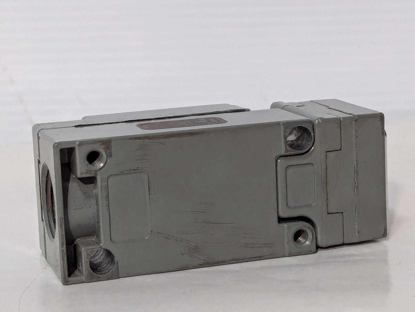 Square D 9007-C68T10 Mechanical Turret Head Position Switch, 10° Pre-travel Arm
