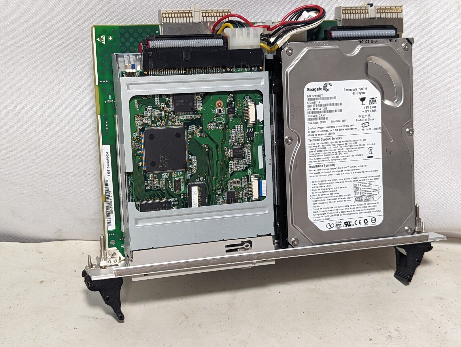 Siemens S30810-Q2310-X-8 HIPATH board with Diablo floppy drive MO 1.3 GB