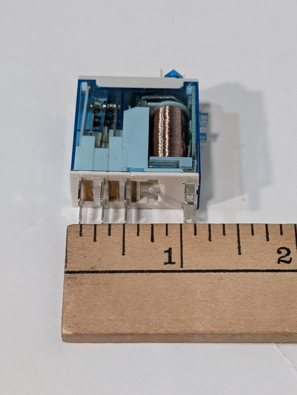 [6] Allen-Bradley 700-HK32Z24 Relay 24VDC