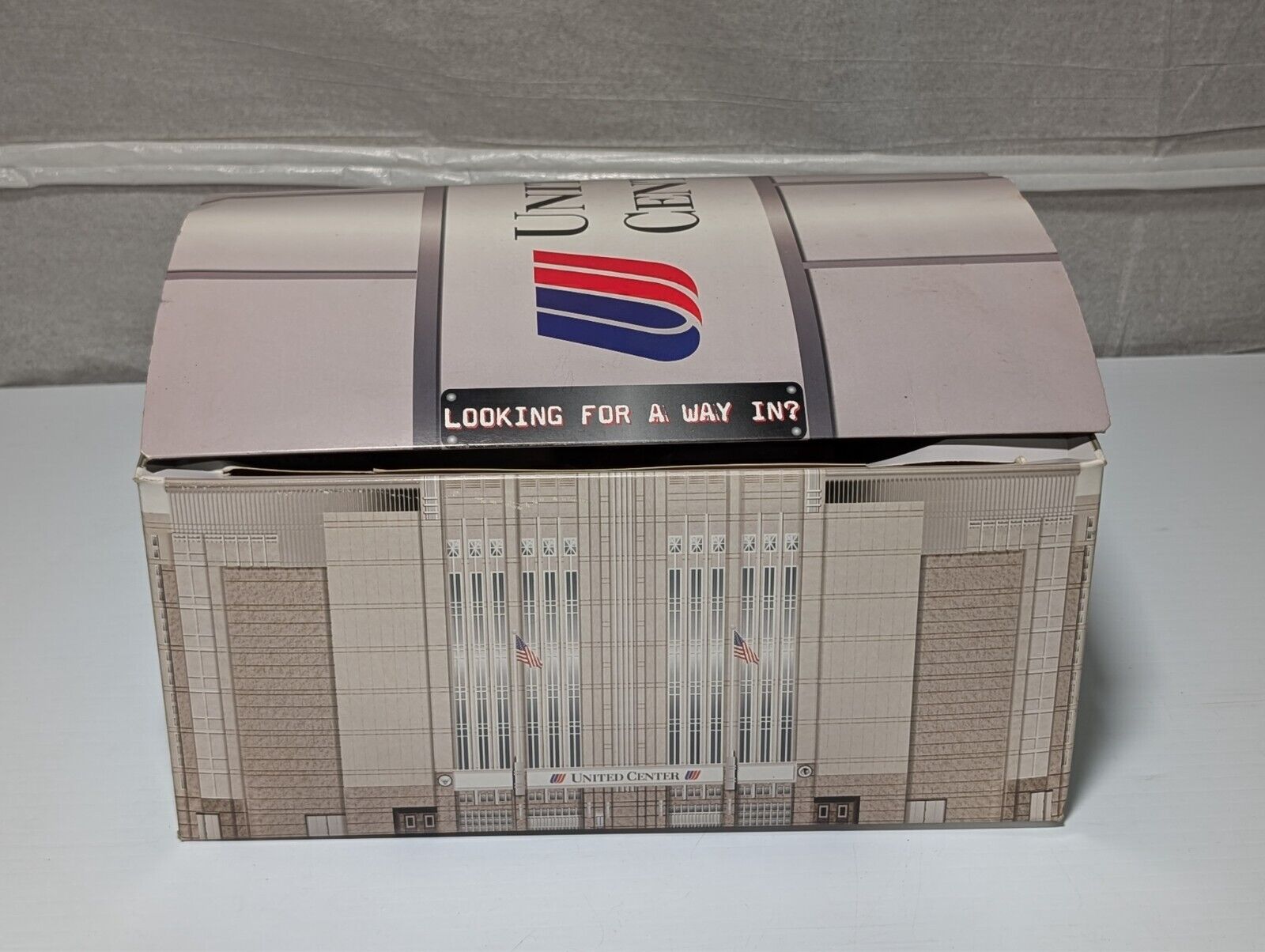United Center Replica Stadium Chicago Bulls Blackhawks DNC Fold-Out