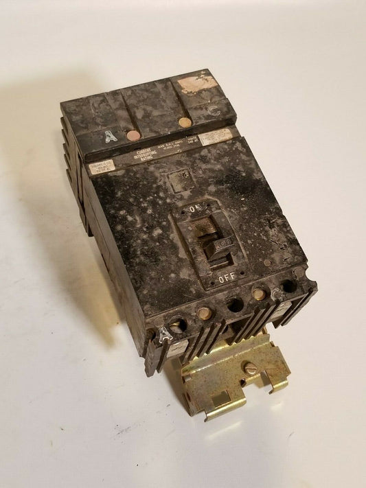 Square D FA22100AC Circuit Breaker 2 poles 240VAC 100A