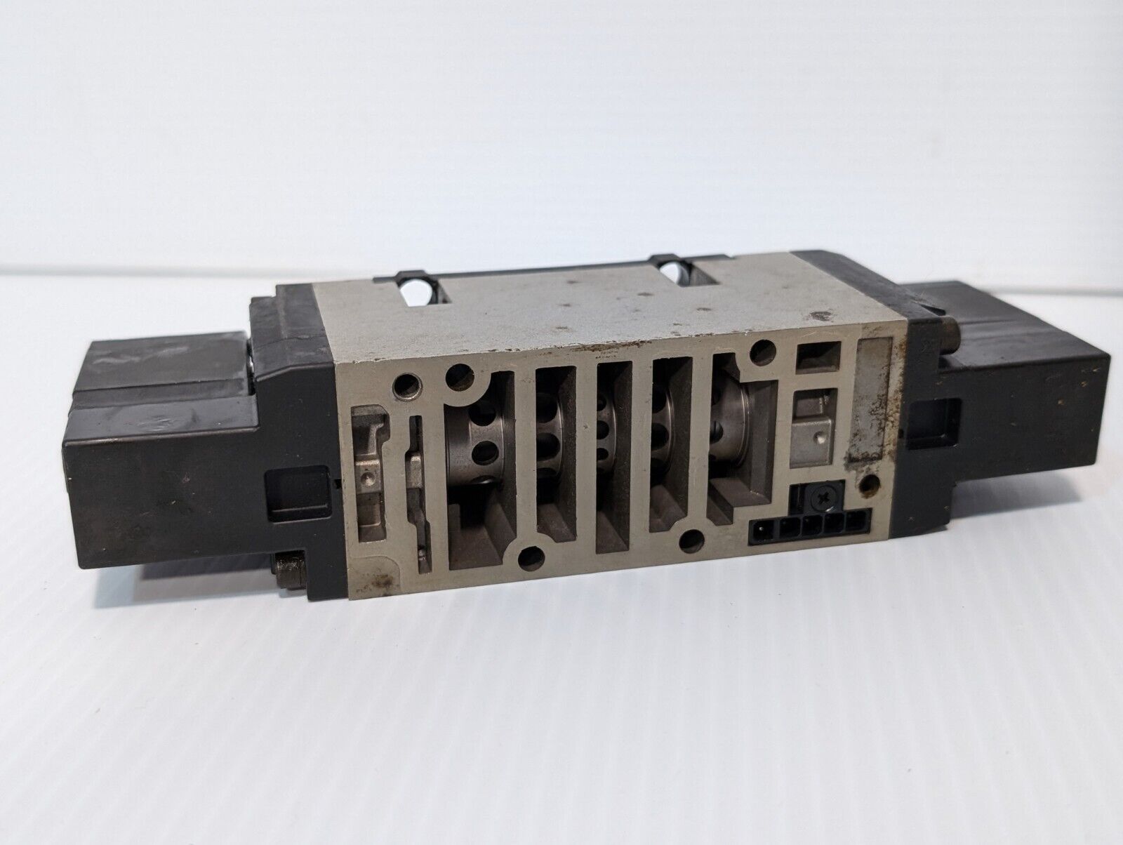 SMC NVFS4200-3F Pneumatic Solenoid Valve Supply Press. 0.1-1 MPa - Free Shipping