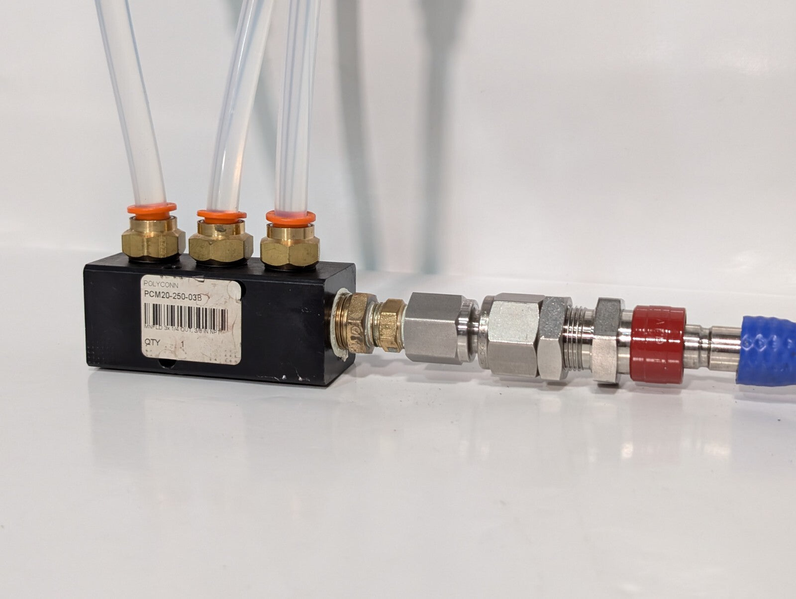 Water Purifier Assembly: 3 Dynalene IC-093-06 w/ Polyconn PCM20-250-03B Manifold