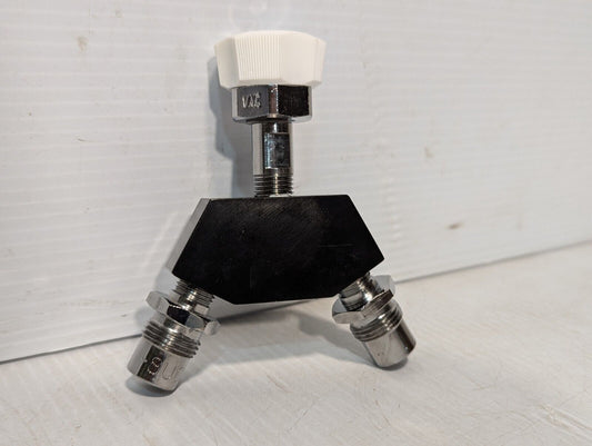 Western Medica M22-75 Vacuum DISS Dual Y Outlet Adapter - Free Shipping
