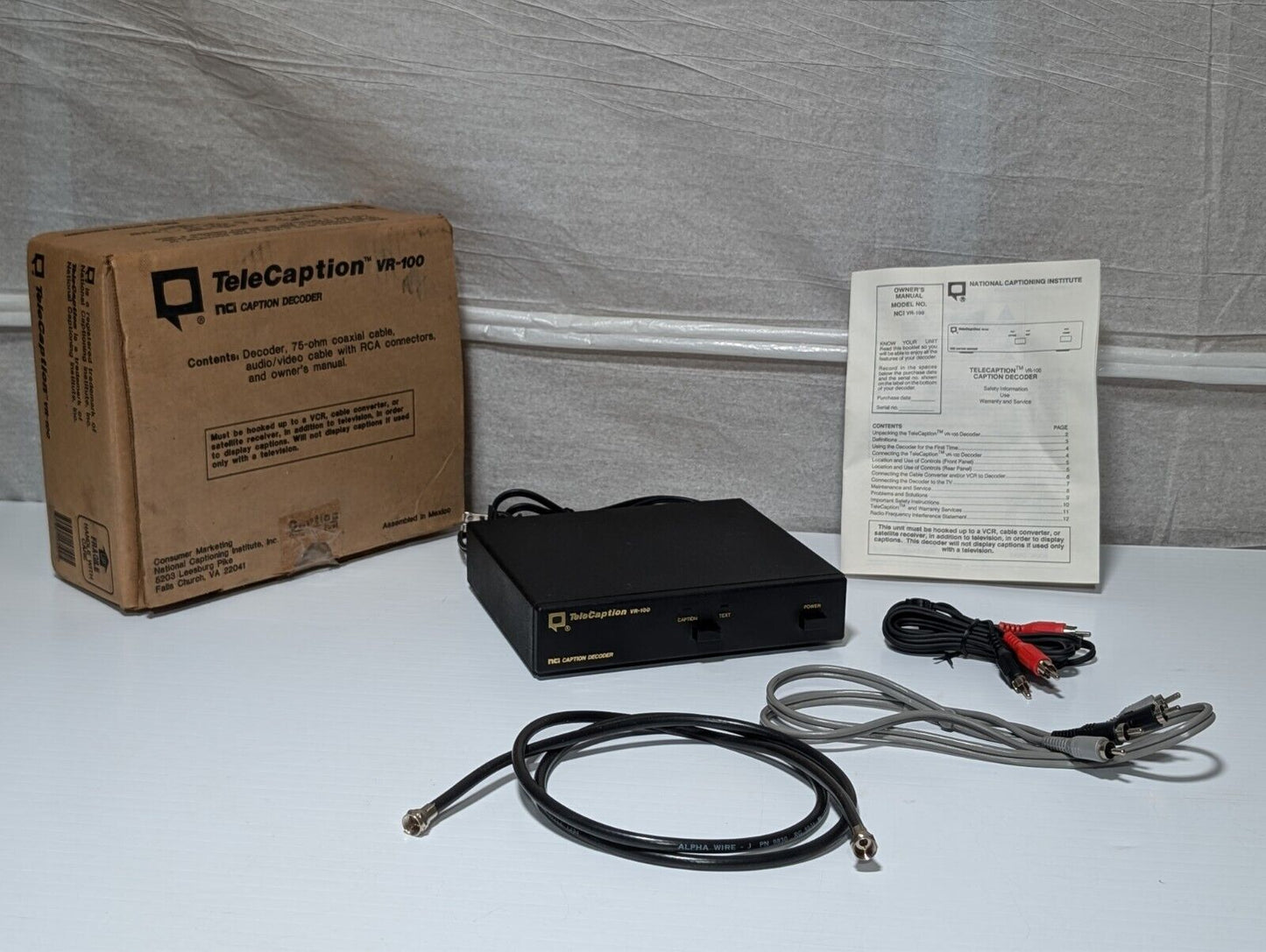 TeleCaption VR-100 Nci Closed Caption Decoder