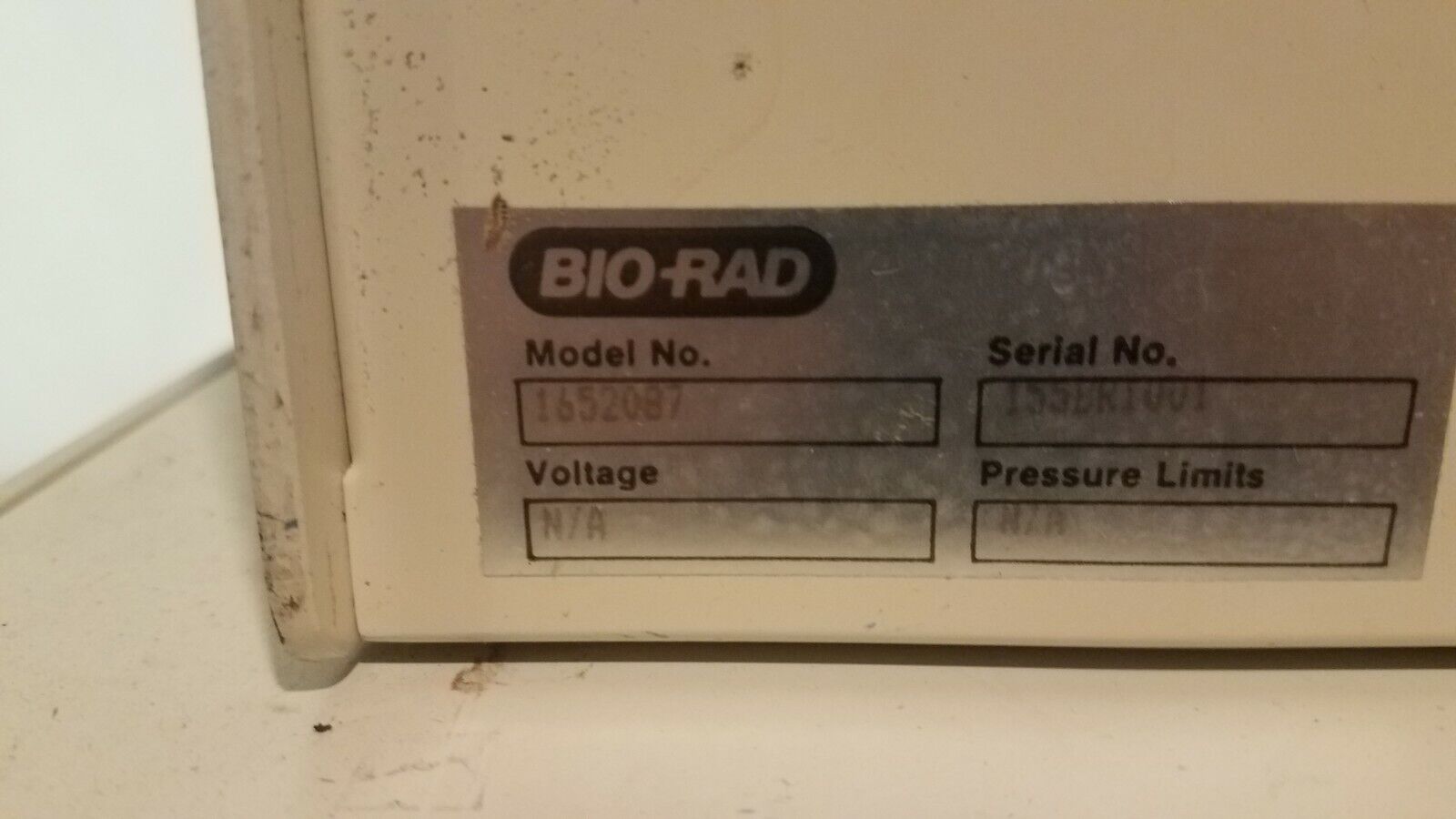 Bio-Rad Gene Pulser (Pulse Controller) and Capacitance Extender