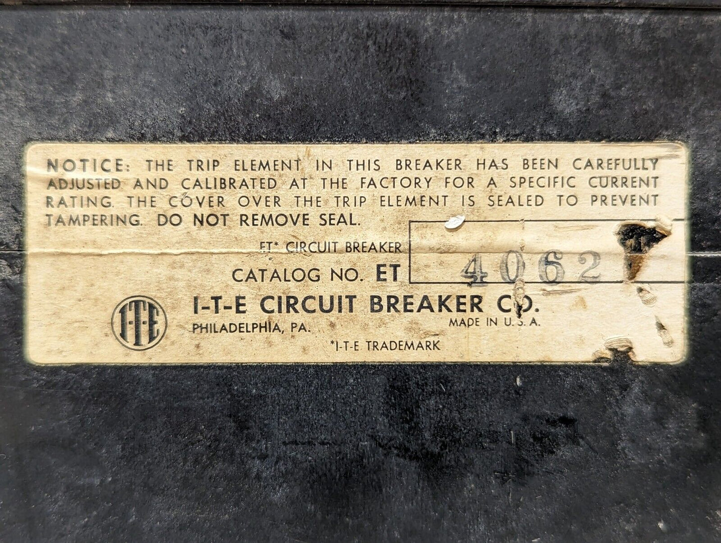 ITE ET4062 circuit breaker, type ETI, frame F, 3P, 600VAC, 10A