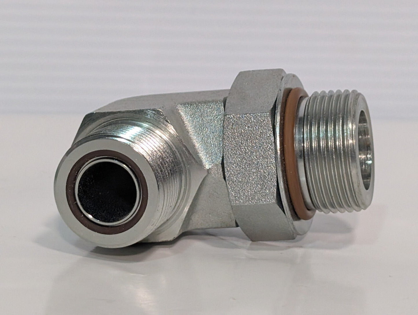 Sullair 02250152-544 Elbow Replacement Part 90, 1" SAE x 3/4" ORFS