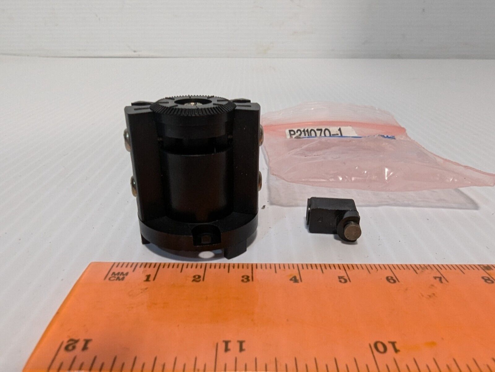 SMC P211070-1 Rotatory Actuator Auto Switch Unit - Free Shipping