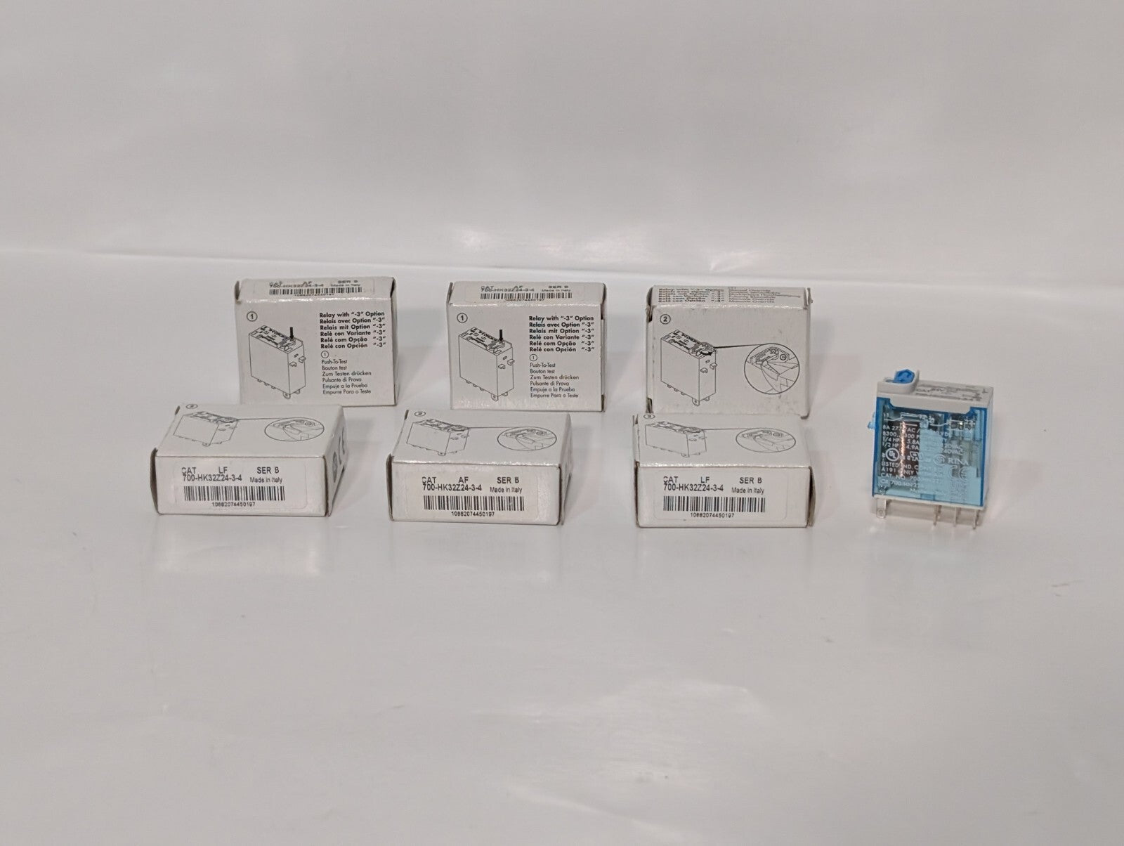 [6] Allen-Bradley 700-HK32Z24 Relay 24VDC