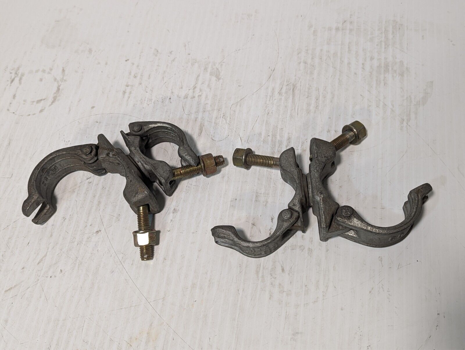 Lot of 2 Unidentified Scaffolding Couplers - Free Shipping