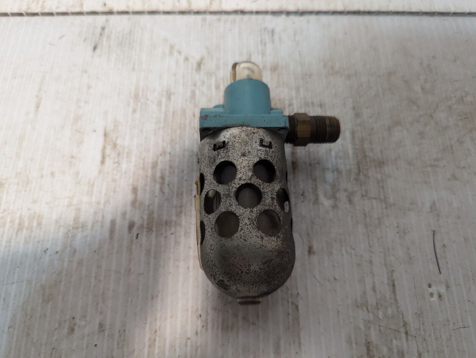 Wilkerson L00-02-000 Hydraulic Lubricator+Returns