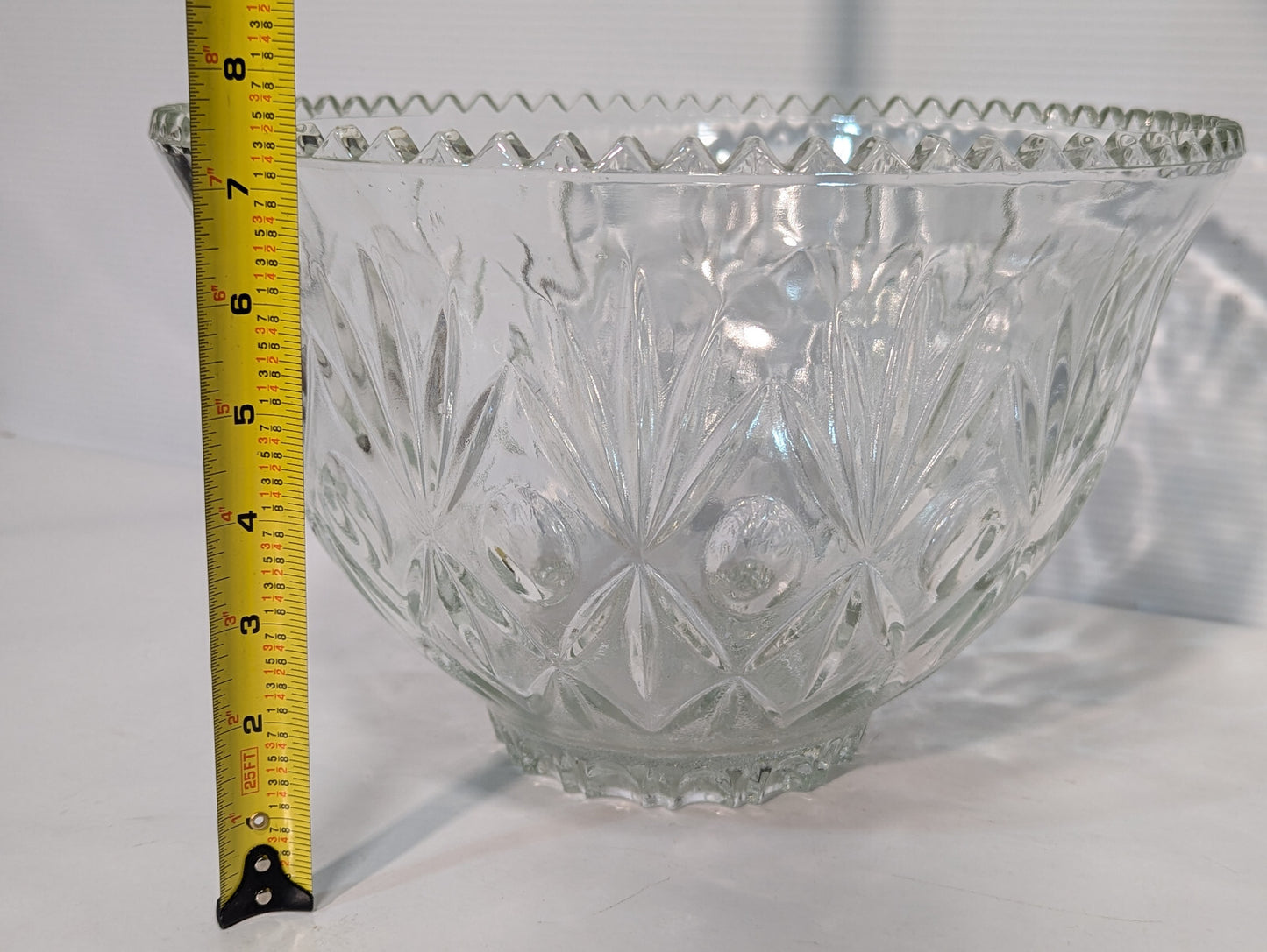 Vintage 14 Piece Crystal Clear Glass Star Scallop Party Punch Bowl Ladel Cup Set