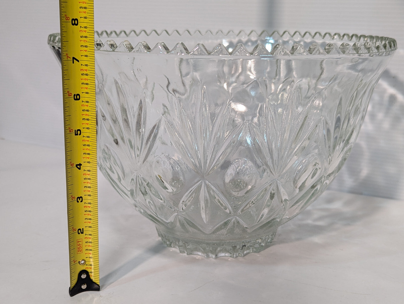 Vintage 14 Piece Crystal Clear Glass Star Scallop Party Punch Bowl Ladel Cup Set