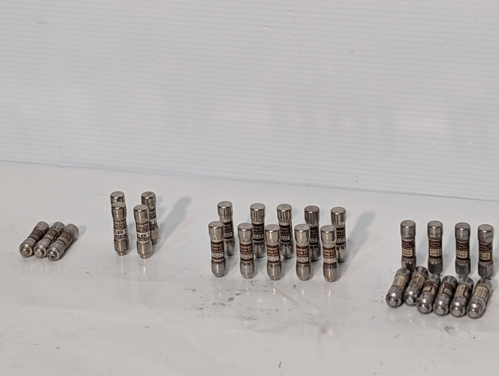 (27) Limitron KTK and KLKR Fuses, KLKR 1, KTK-R-2, KTK-R-1/2, KTK-R-20