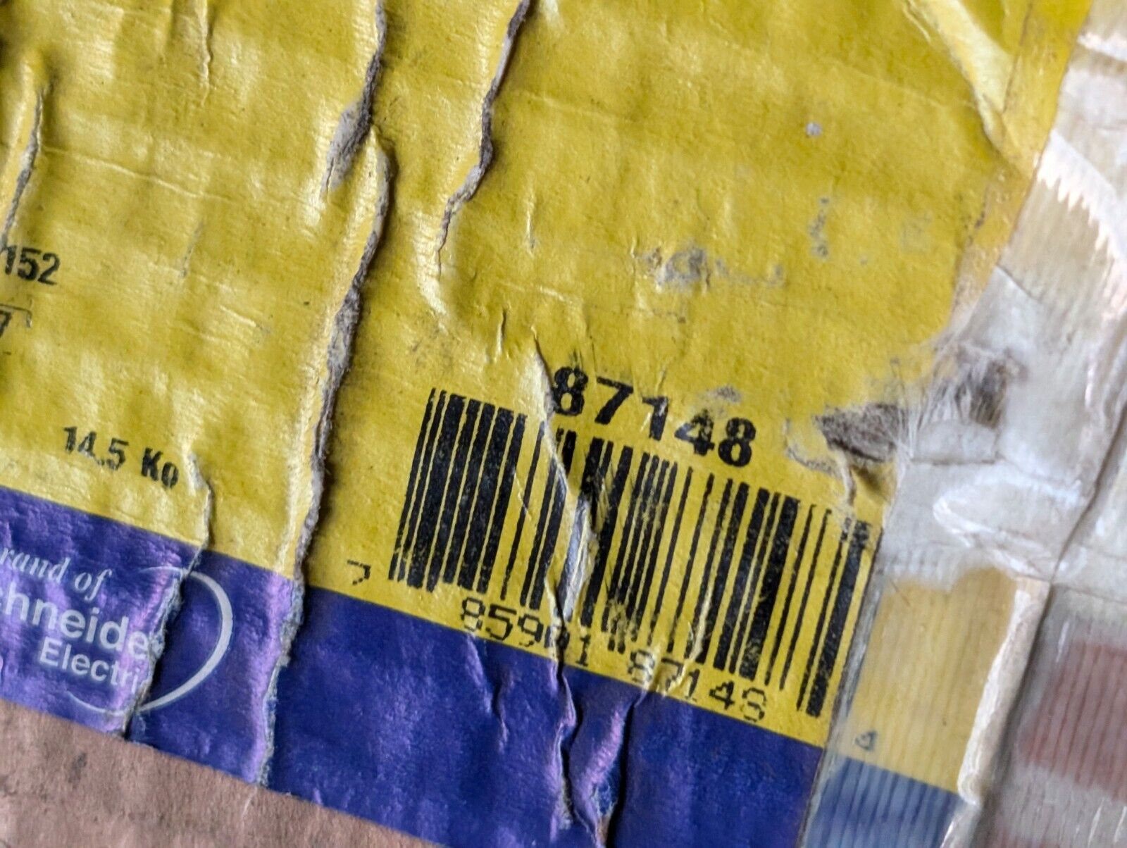 Square D NF430L2C Panelboard, 250A, 347VAC in original box (damaged) as shown