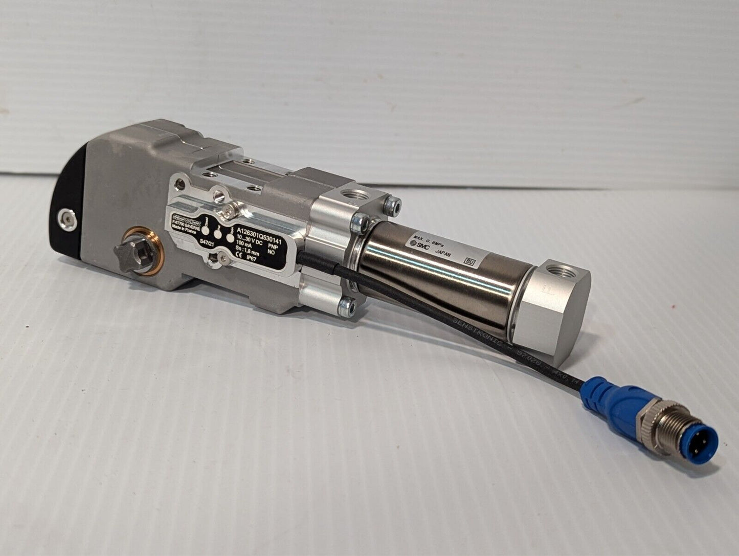 SMC CKZT25-105S-X2797 Slim Line Clamp Pneumatic Cylinder 25mm Bore 105 Deg Angle