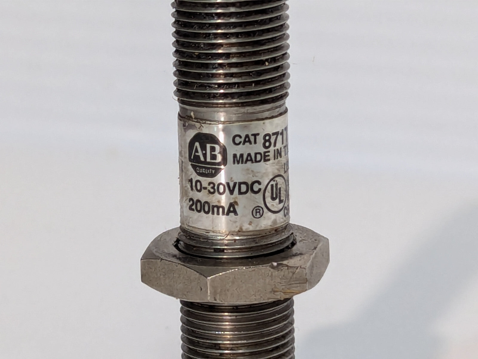 Allen Bradley 871TM-DH4NP12-D4 Inductive Proximity Sensor, 10-30VDC, Series A
