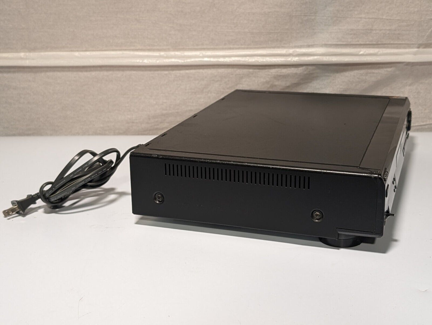 Sony DVP-S500D DVD/CD/Video CD Player, 5.1 Channel, No Remote