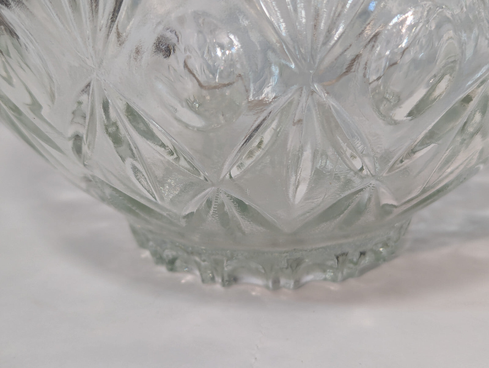Vintage 14 Piece Crystal Clear Glass Star Scallop Party Punch Bowl Ladel Cup Set