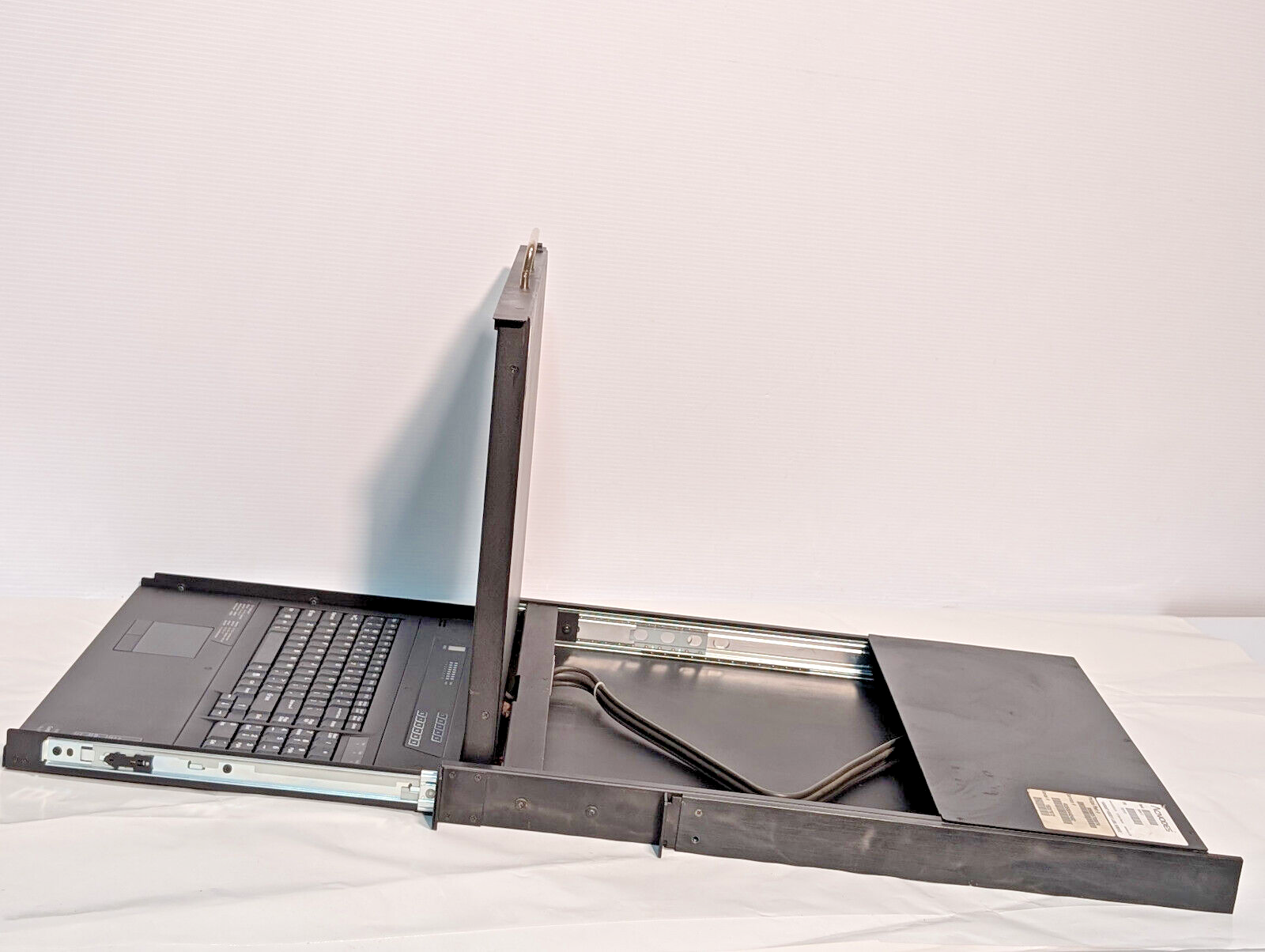 Acnodes MKD6117 Rack Mount Drawer, LCD Monitor, Full HD, KVM 8-Port Combo Switch