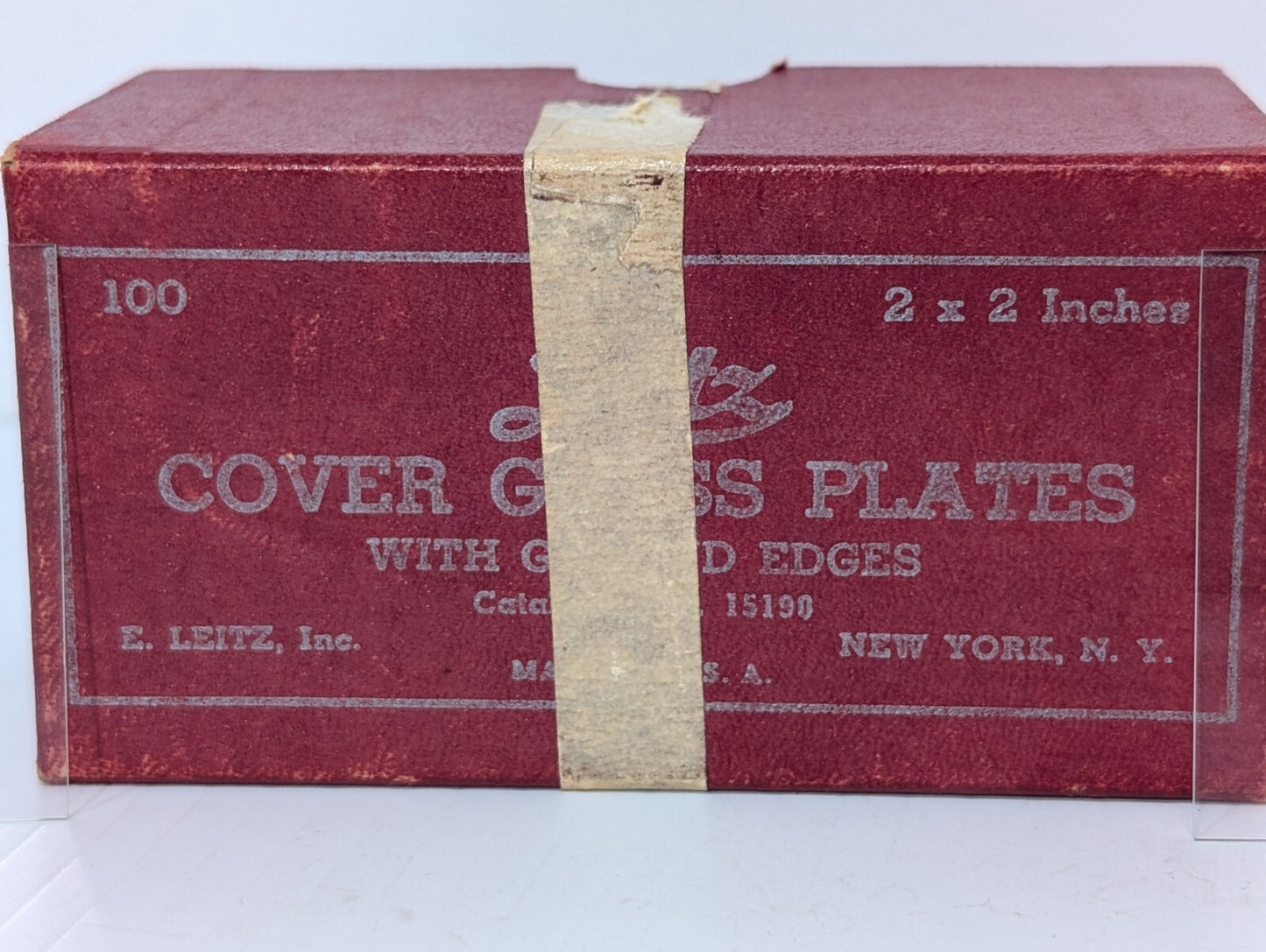 [100] E. Leitz New York Cover Glass Plates with Ground Edges 2 x 2 Inches in Box