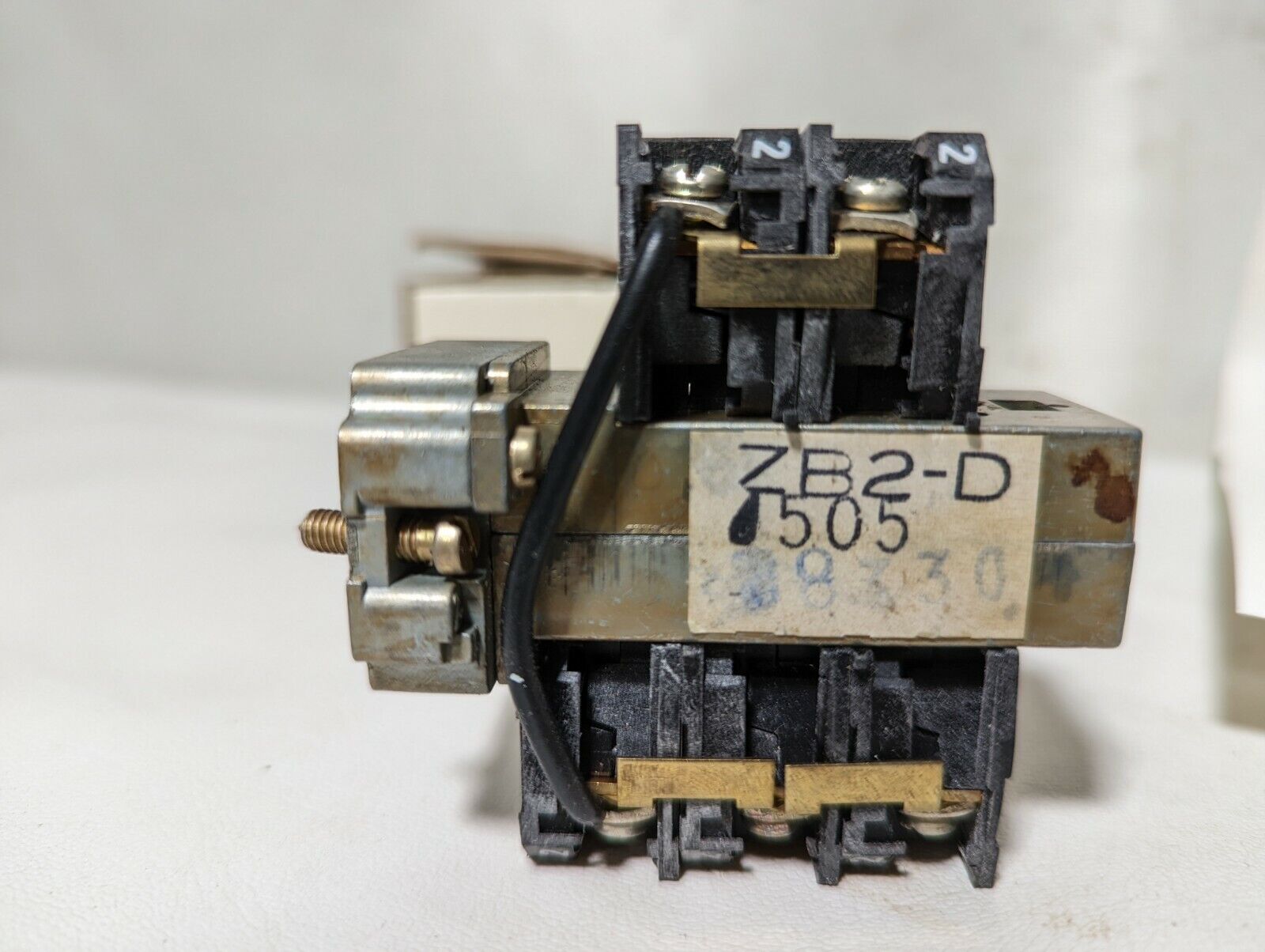 Telemecanique XB2DJ505 rotary selector switch
