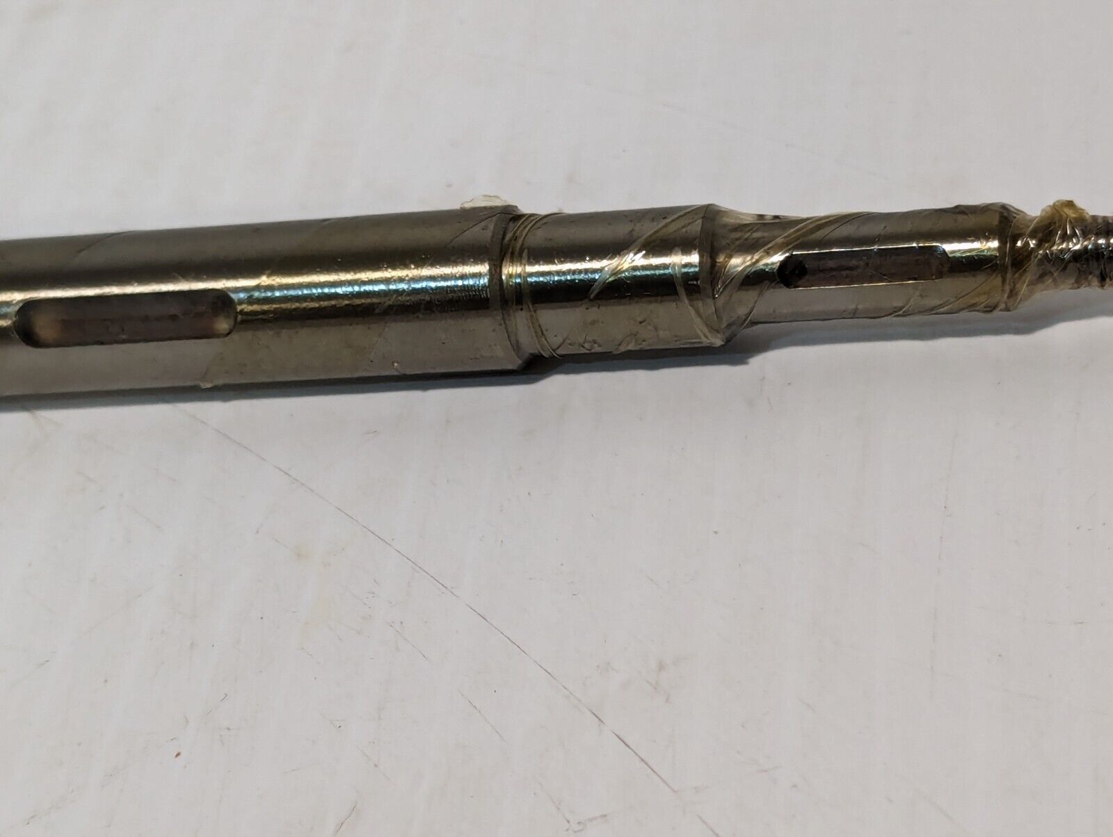 3040-11-000-2785 143K439H01 Shaft - Free Shipping