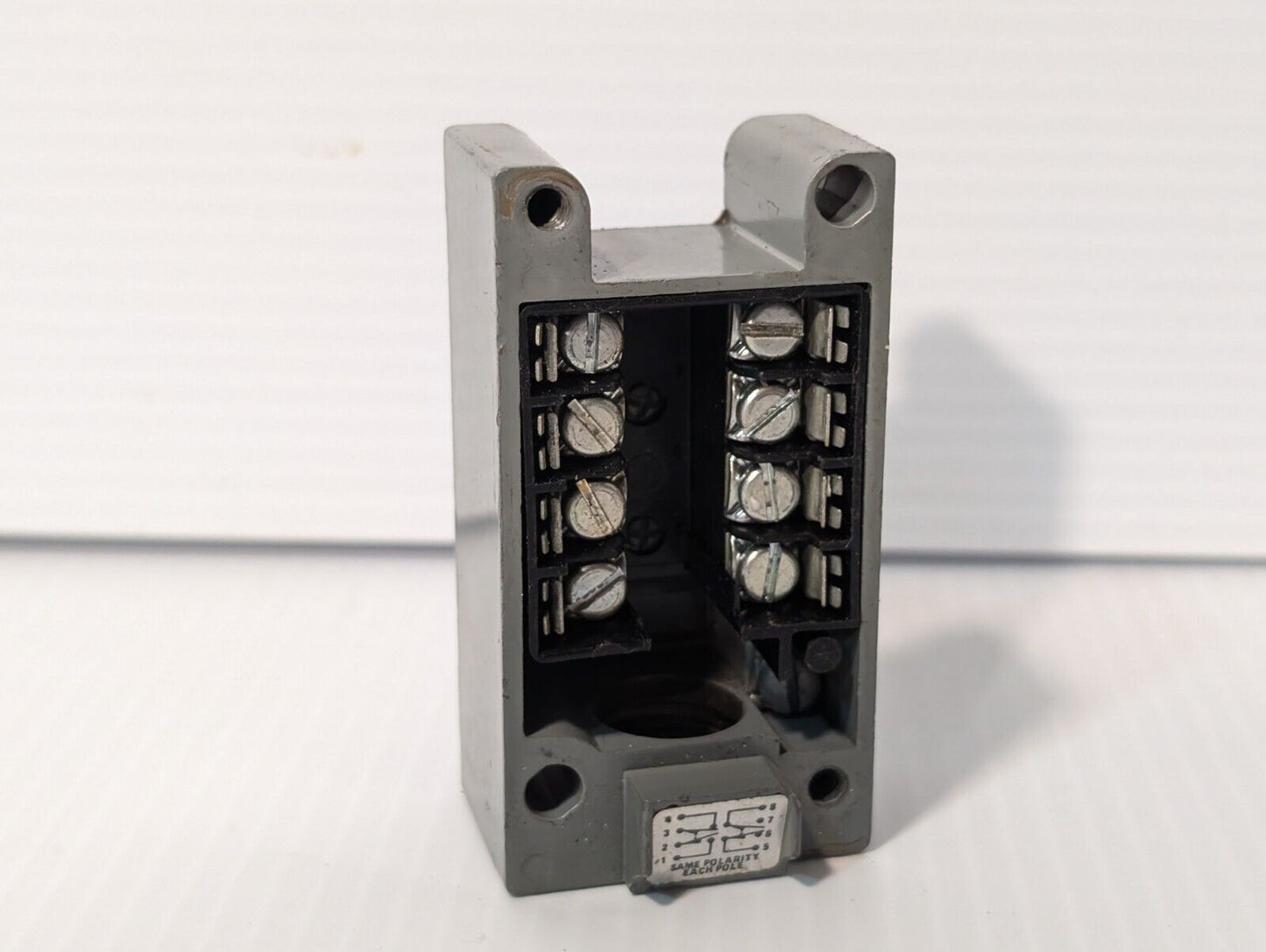 Square D, CL 9007, Type CT-64, Limit Switch Base/Receptacle