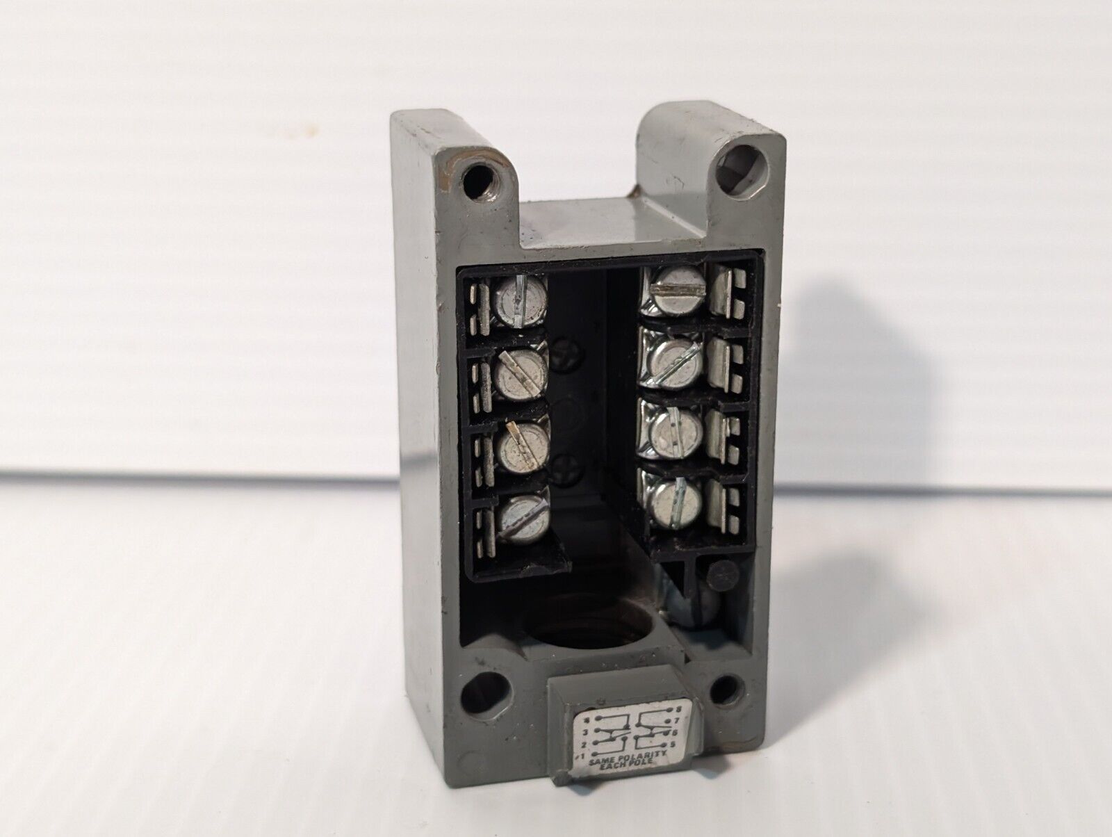 Square D, CL 9007, Type CT-64, Limit Switch Base/Receptacle