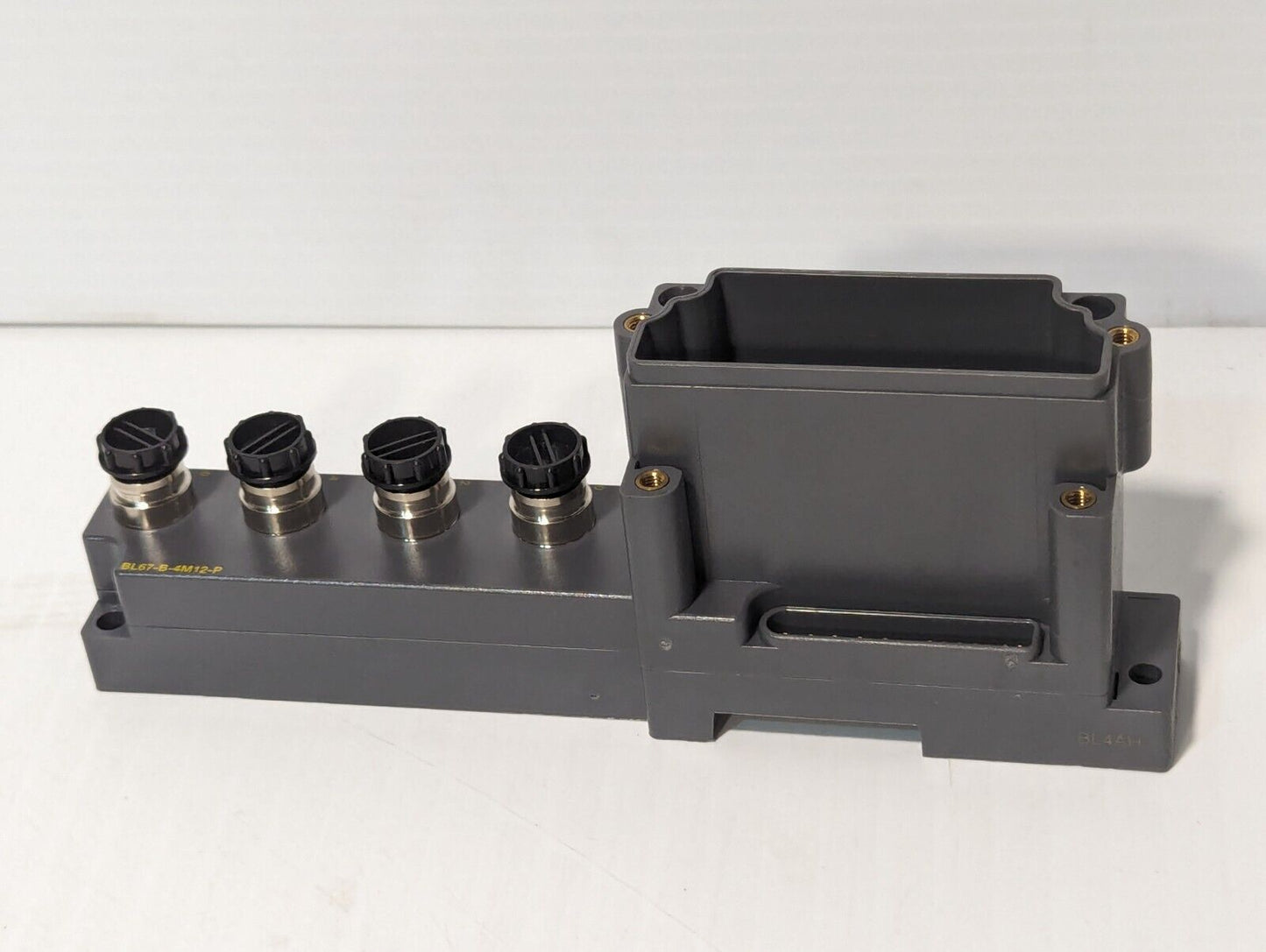 Turck BL67-B-4M12-P Base Module, 6 Pins, 4 Slots, 162K161H01 - Free Shipping