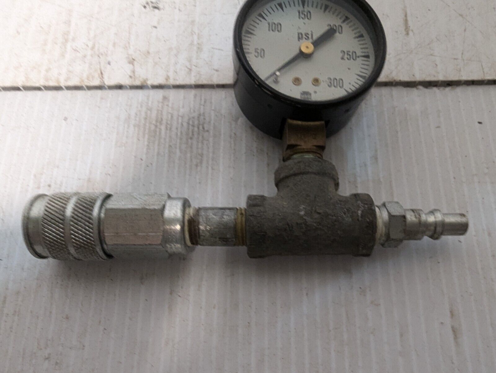 USG GY Pressure Gauge w/Fitting, 300psi, 6" - Free Shipping+Returns